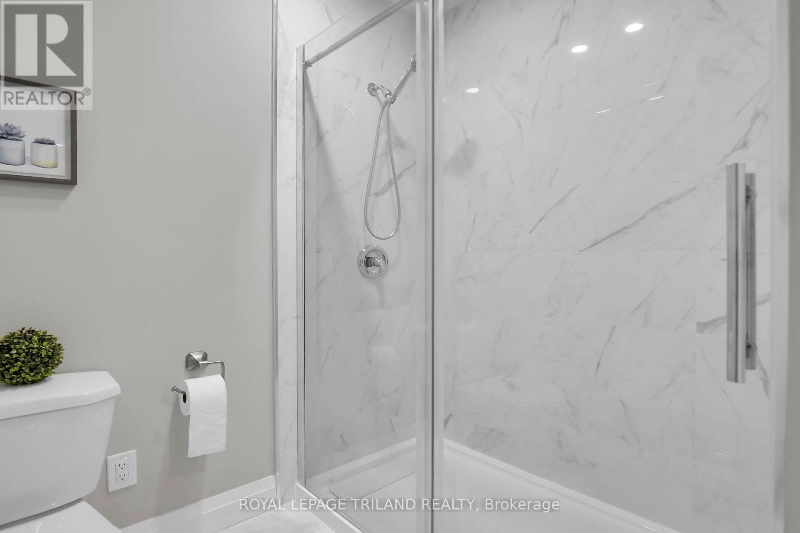 6 - 383 Daventry Way, Middlesex Centre, Ontario  N0L 1R0 - Photo 35 - X12501820