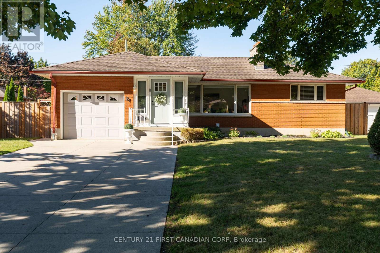 21 Marbenor Crescent, London East, Ontario  N5W 1T4 - Photo 2 - X12502004