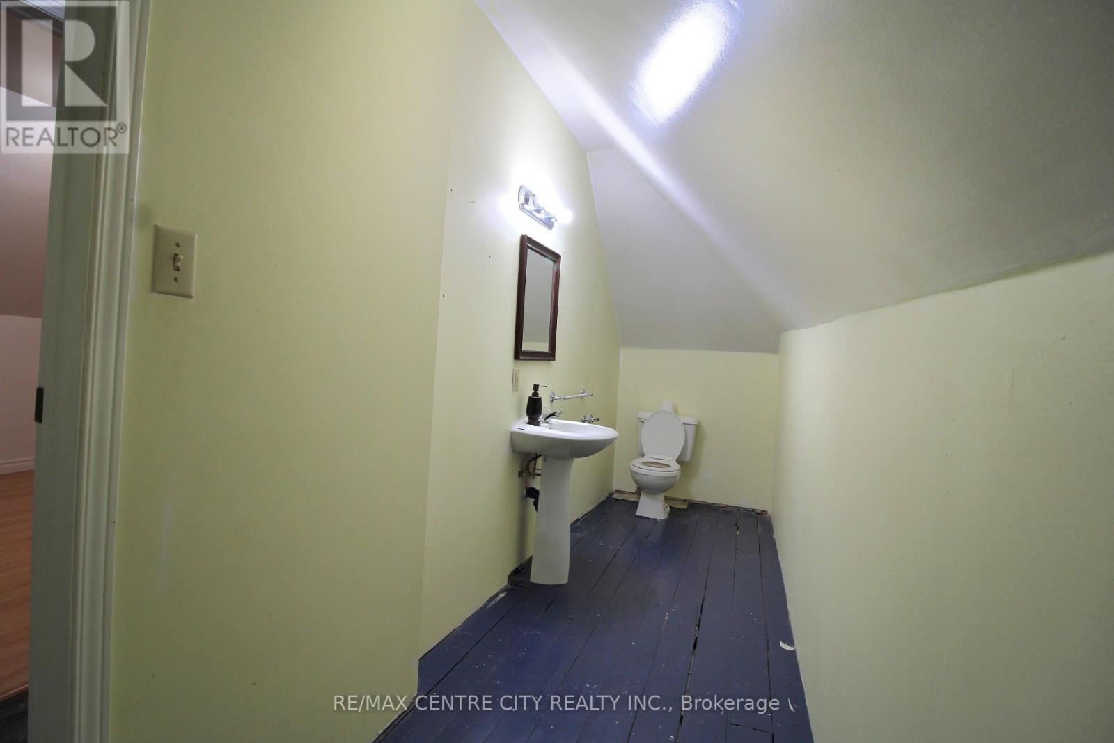 28 Maple Street, St. Thomas, Ontario  N5R 1Y9 - Photo 22 - X12502048