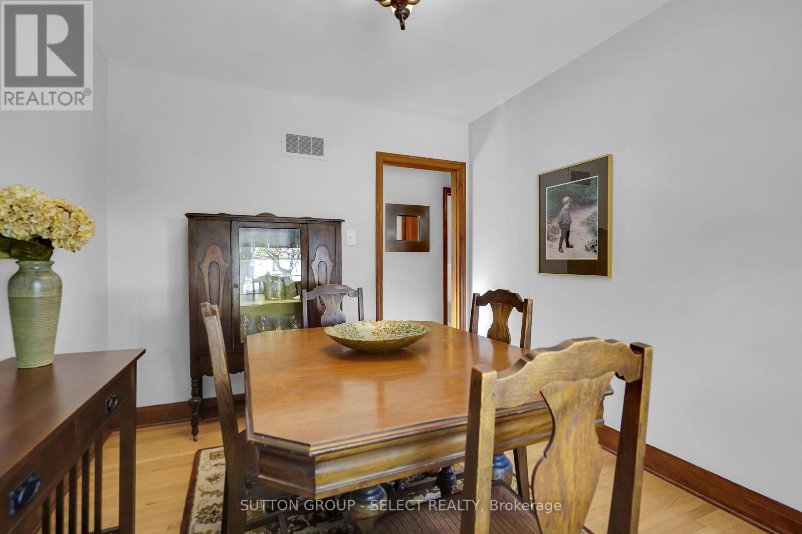 53 Graydon Street, London East, Ontario  N5W 2H9 - Photo 25 - X12502060