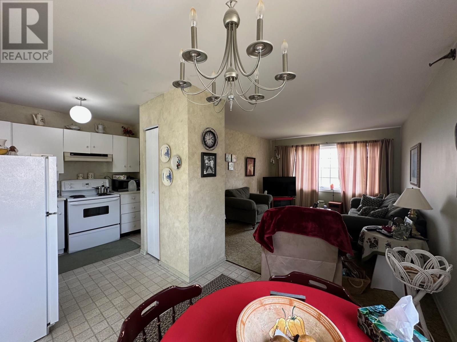 94 Winnipeg St, Schreiber, Ontario P0T 2S0 - Photo 11 - TB251629