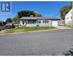 214 Sixth AVE, Kenora, Ontario