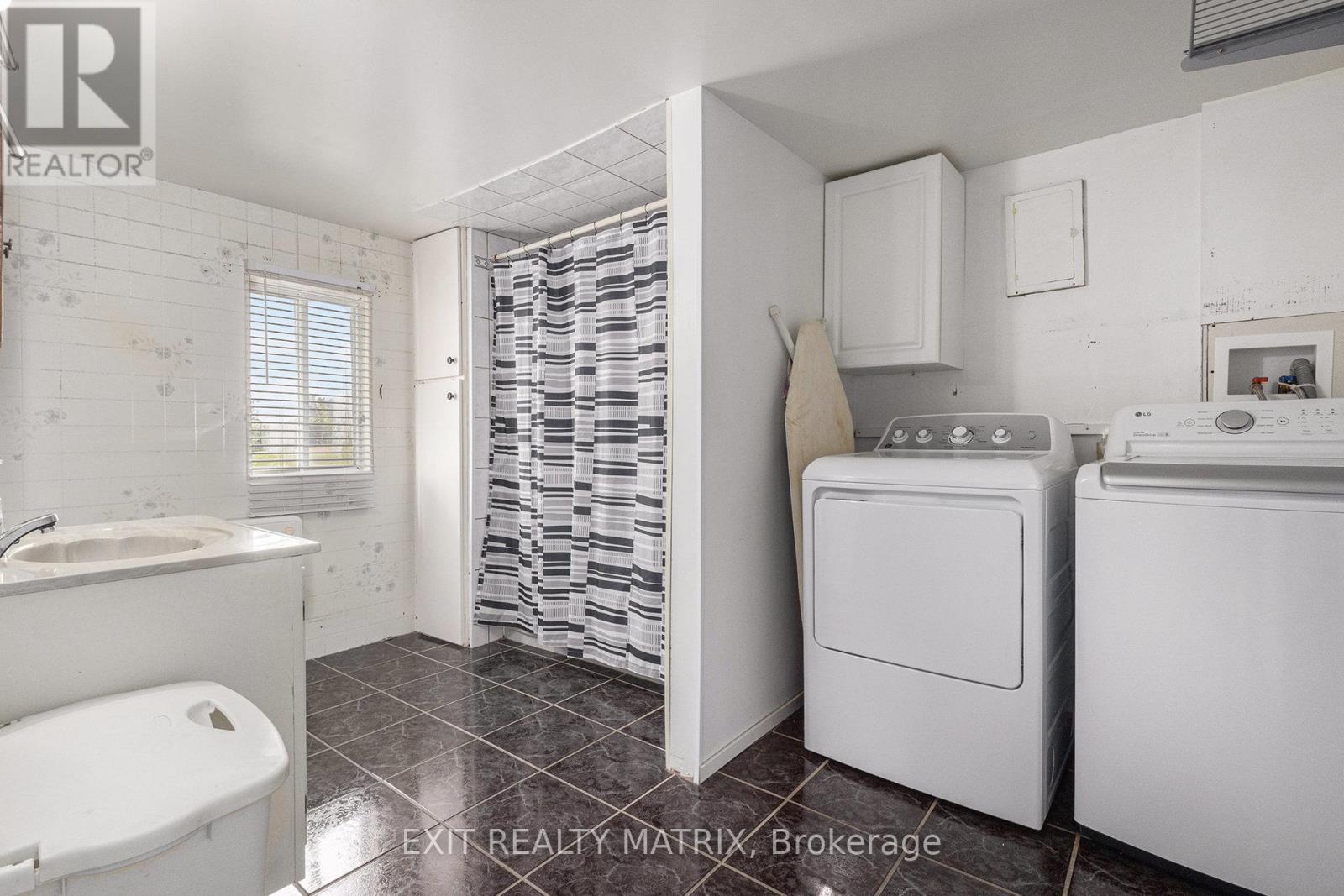 3357 Concession 1 Road, Alfred And Plantagenet, Ontario  K0B 1J0 - Photo 19 - X12501926