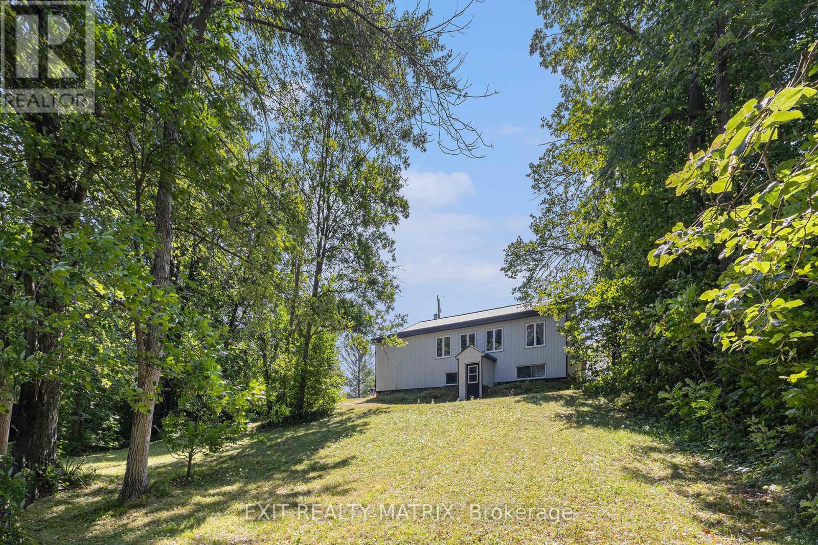 3357 Concession 1 Road, Alfred And Plantagenet, Ontario  K0B 1J0 - Photo 8 - X12501926