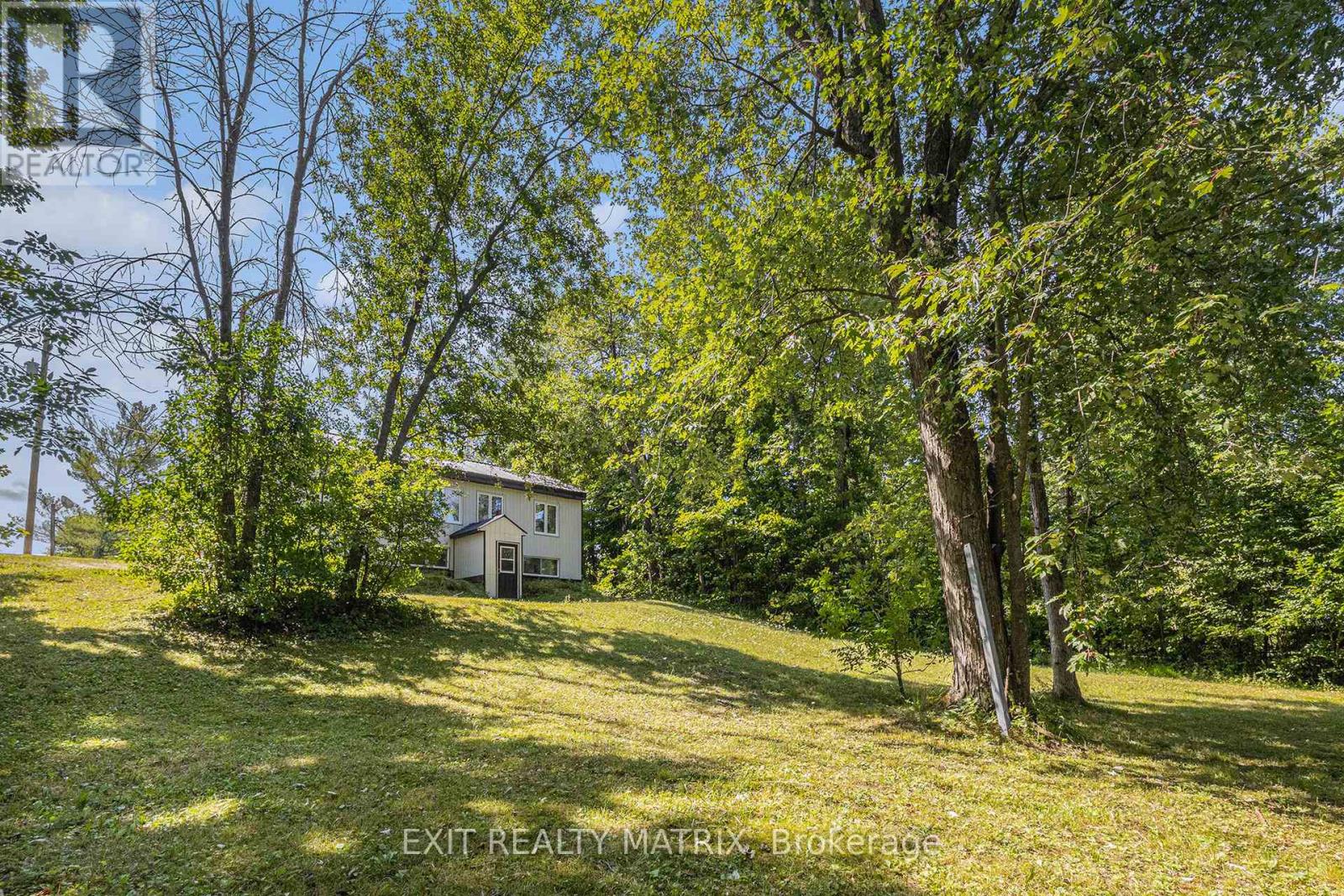 3357 Concession 1 Road, Alfred And Plantagenet, Ontario  K0B 1J0 - Photo 9 - X12501926