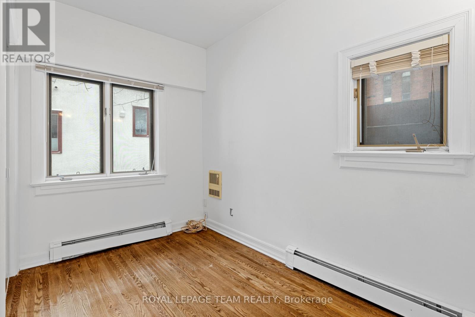 334 Queen Elizabeth Drive, Ottawa, Ontario  K1S 3M8 - Photo 14 - X12502138