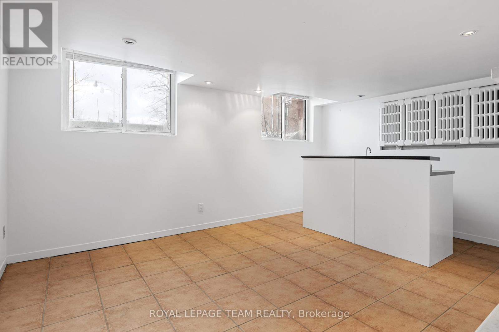 334 Queen Elizabeth Drive, Ottawa, Ontario  K1S 3M8 - Photo 30 - X12502138