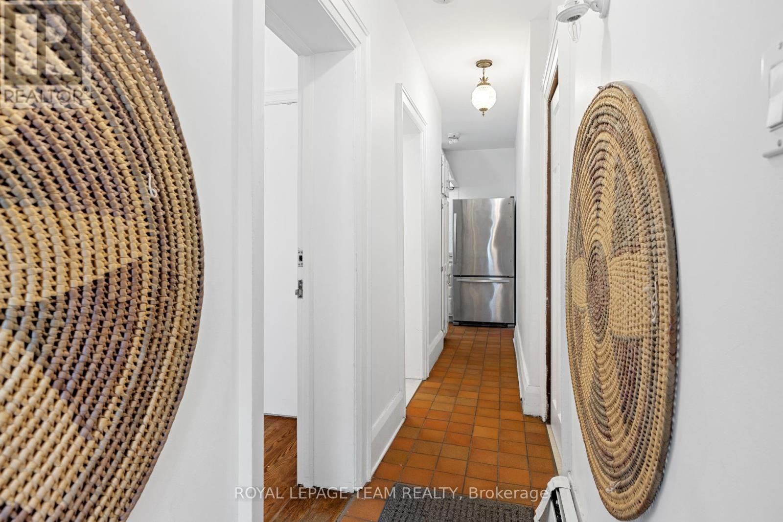 334 Queen Elizabeth Drive, Ottawa, Ontario  K1S 3M8 - Photo 8 - X12502138