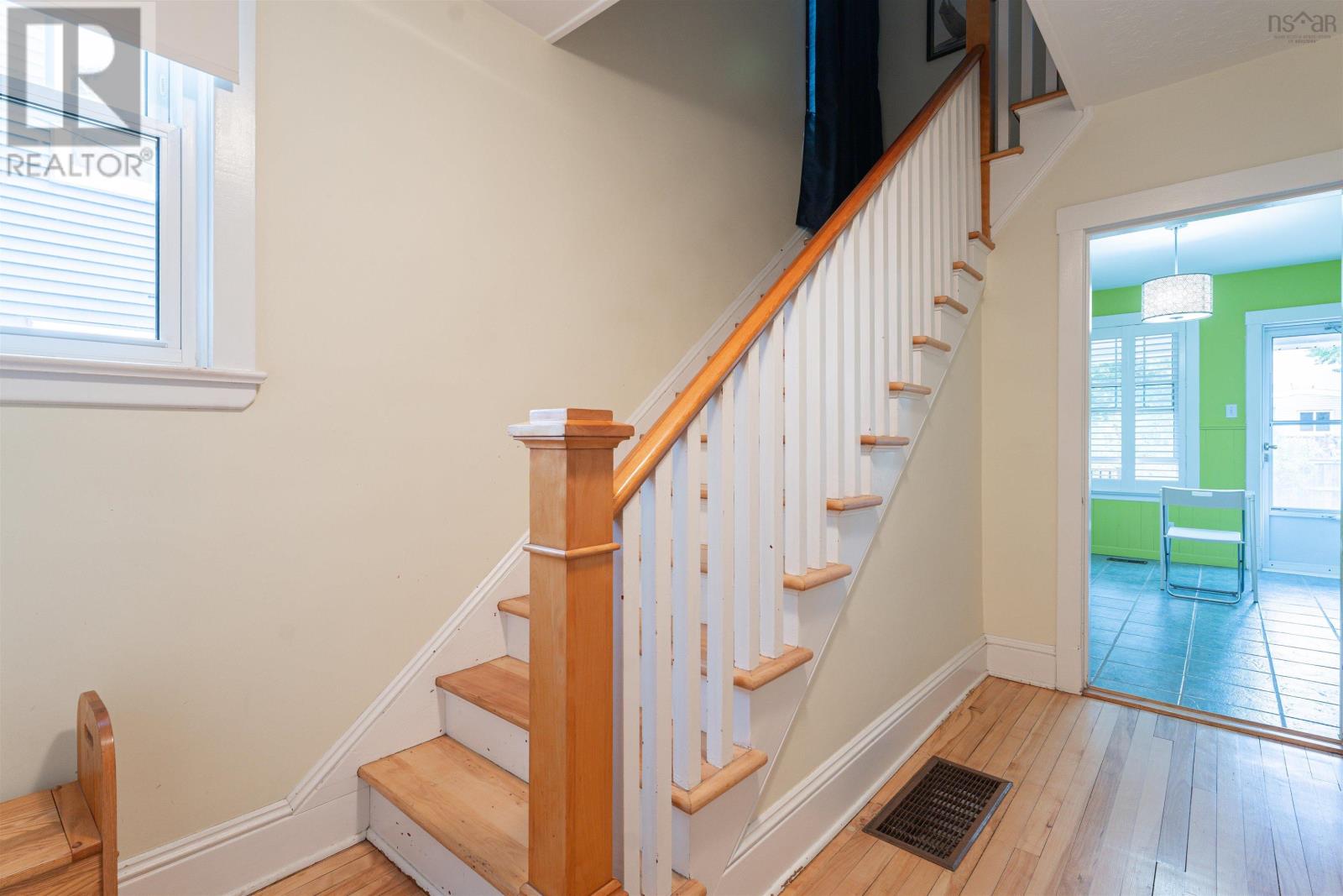 5865 Kane Street, Halifax, Nova Scotia  B3K 2B6 - Photo 4 - 202526843