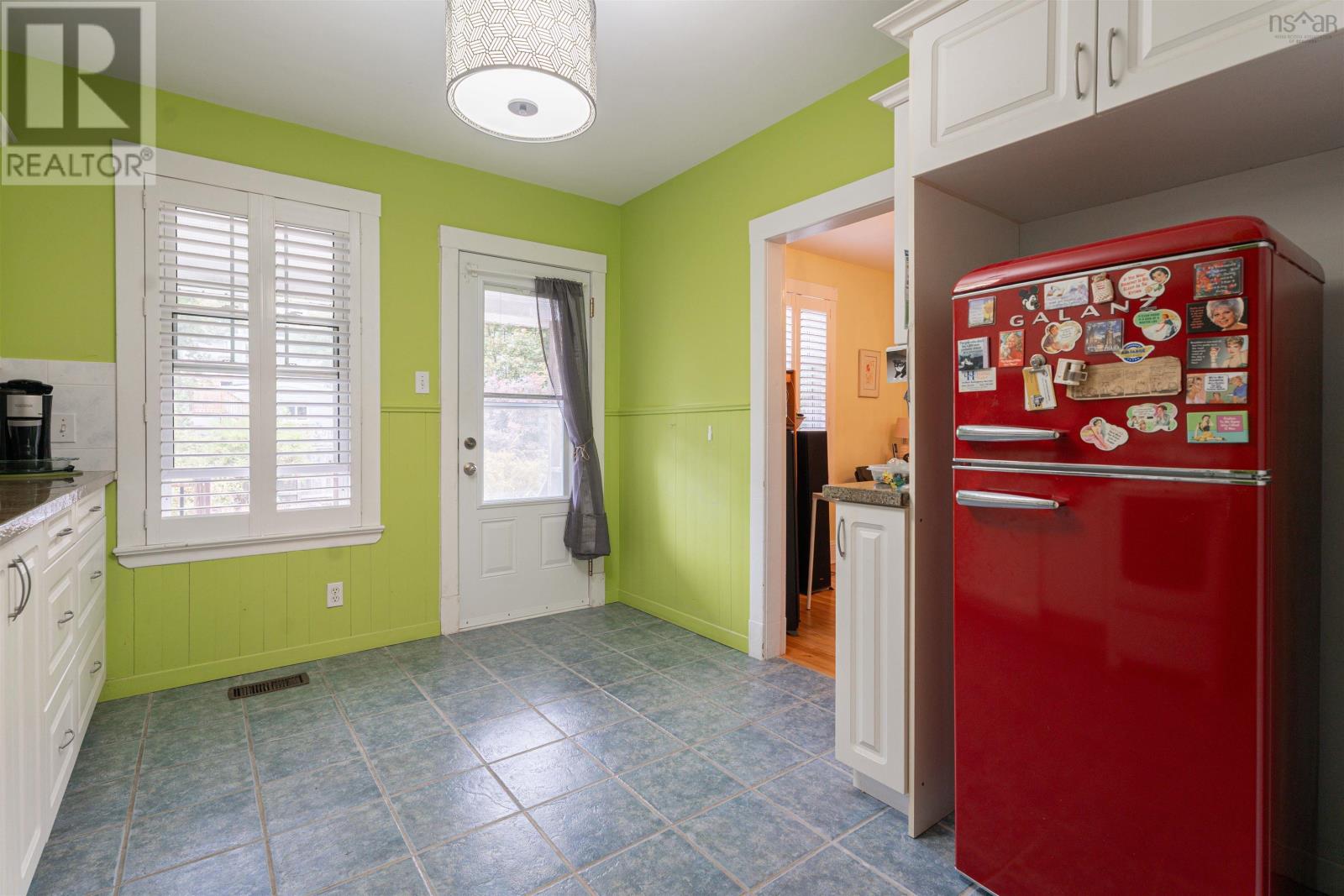 5865 Kane Street, Halifax, Nova Scotia  B3K 2B6 - Photo 10 - 202526843