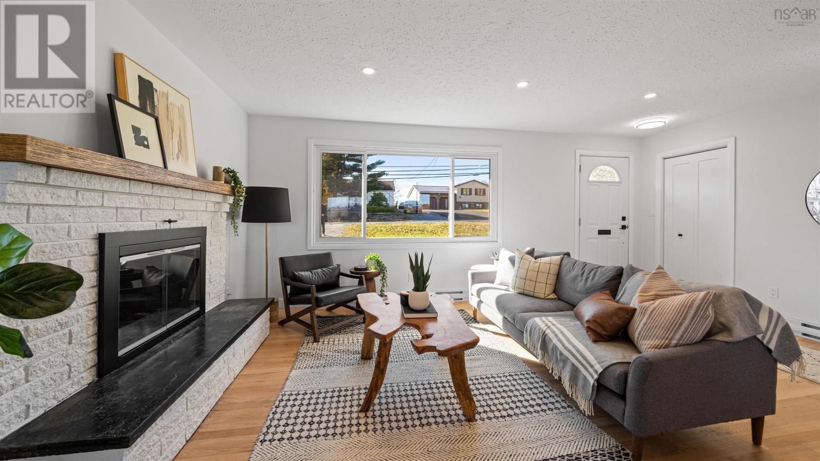 455 Old Sackville Road, Sackville, Nova Scotia  B4C 2K1 - Photo 6 - 202526848