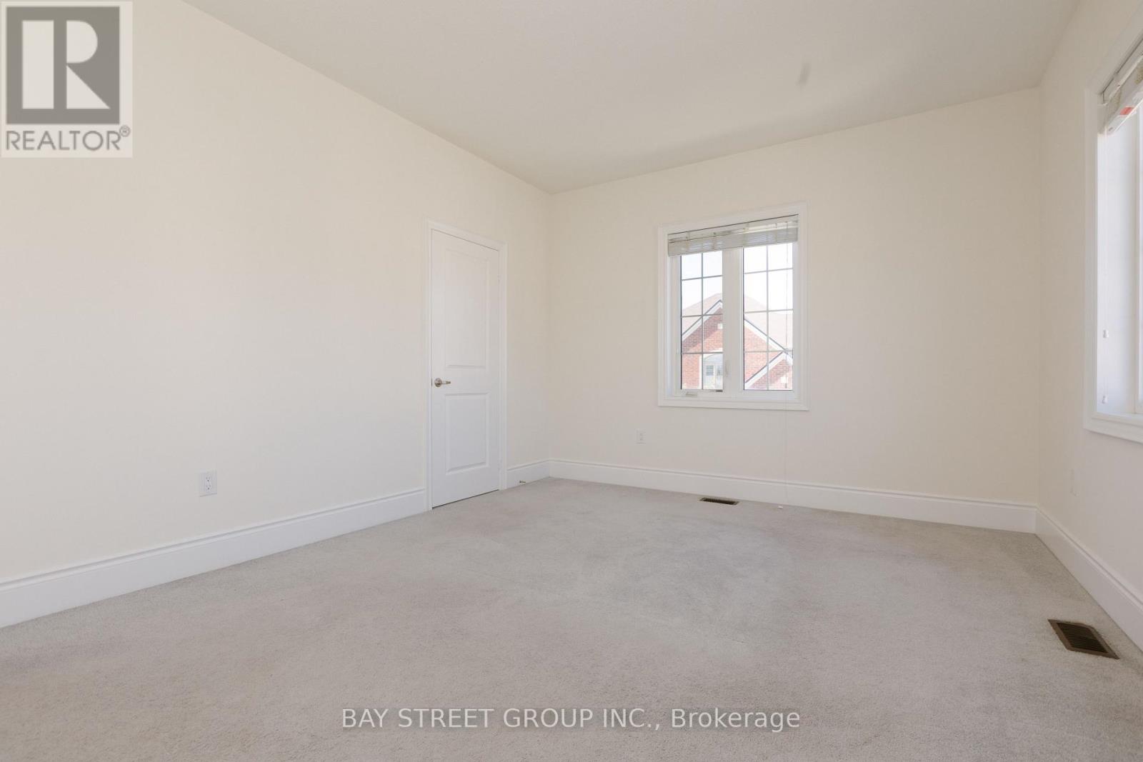 3127 Streamwood Pass, Oakville, Ontario  L6H 0T2 - Photo 41 - W12501692