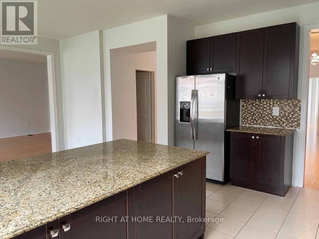 5343 Terry Fox Way, Mississauga, Ontario  L5V 0C5 - Photo 16 - W12501706