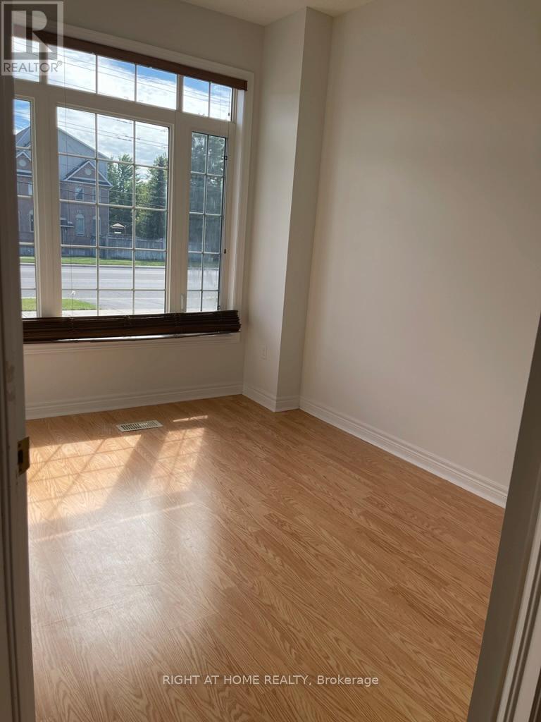 5343 Terry Fox Way, Mississauga, Ontario  L5V 0C5 - Photo 21 - W12501706