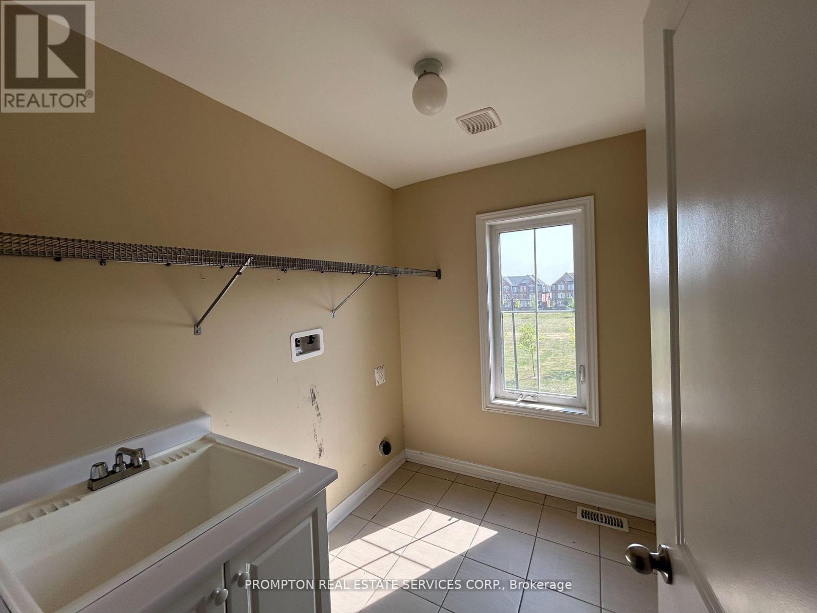 1 Fresnel Road, Brampton, Ontario  L7A 4Z2 - Photo 24 - W12501726