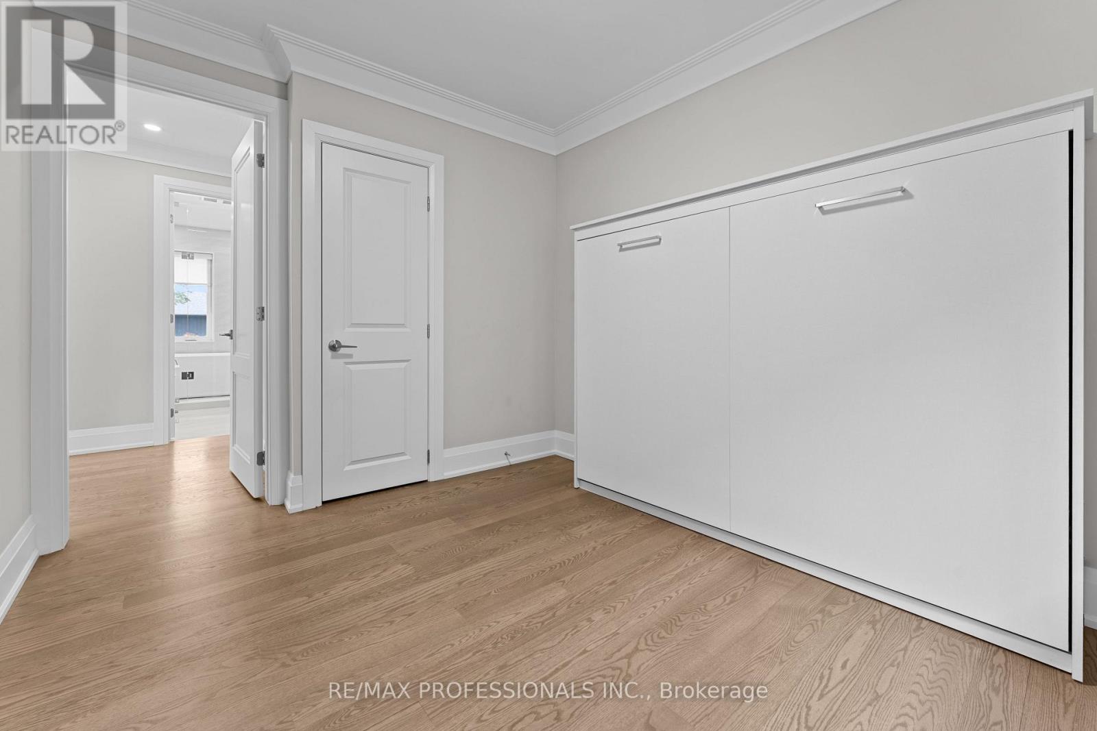 1 Tewsley Place, Toronto, Ontario  M9P 1N6 - Photo 16 - W12501758