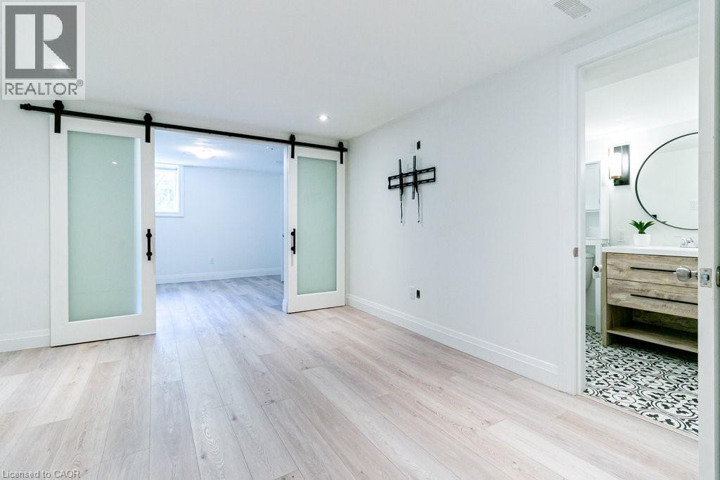 290 W Barton Street W Unit# 30, Hamilton, Ontario  L8R 3P3 - Photo 24 - 40784032