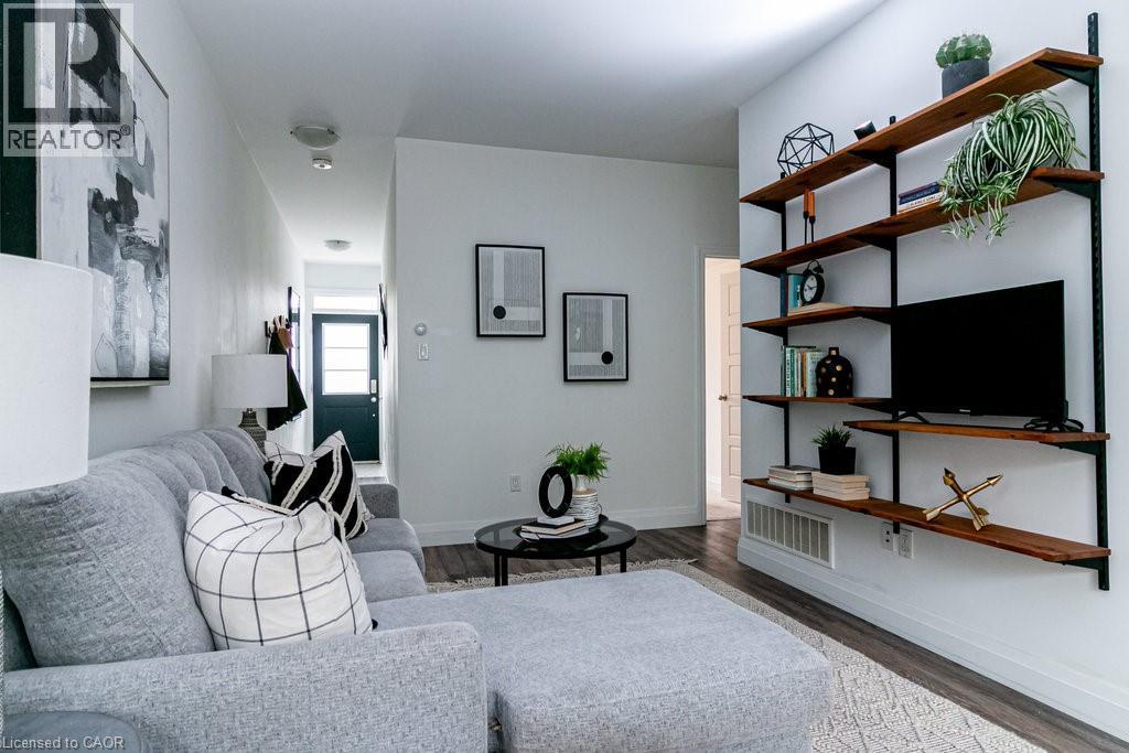 290 W Barton Street W Unit# 30, Hamilton, Ontario  L8R 3P3 - Photo 6 - 40784032