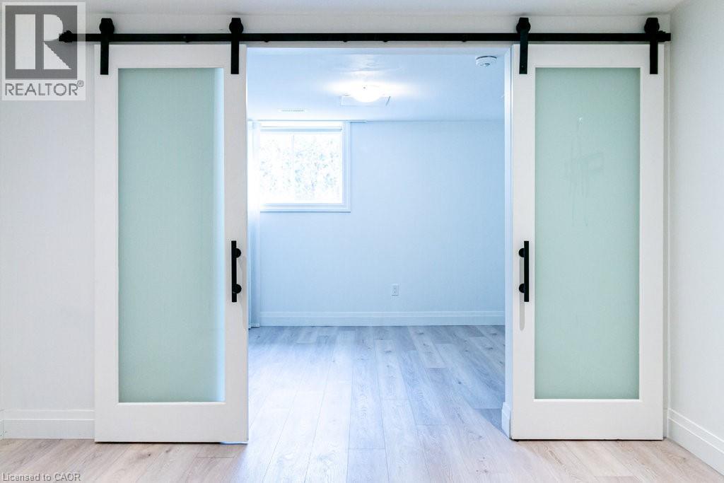 290 W Barton Street W Unit# 30, Hamilton, Ontario  L8R 3P3 - Photo 26 - 40784032