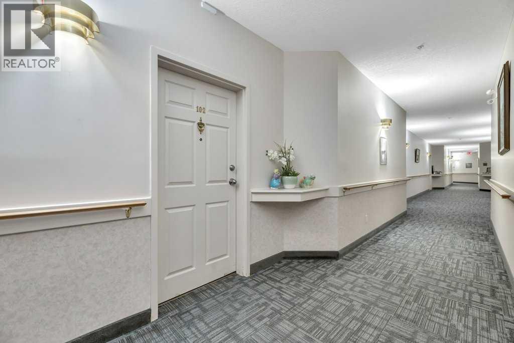 102, 3 Parklane Way, Strathmore, Alberta  T1P 1N6 - Photo 15 - A2261617