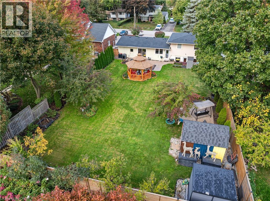 11 George Street, Grimsby, Ontario  L3M 3Y5 - Photo 2 - 40784702