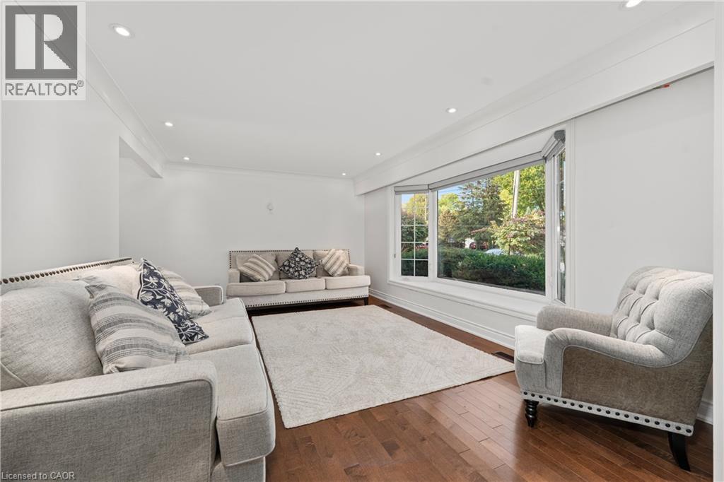 11 George Street, Grimsby, Ontario  L3M 3Y5 - Photo 4 - 40784702