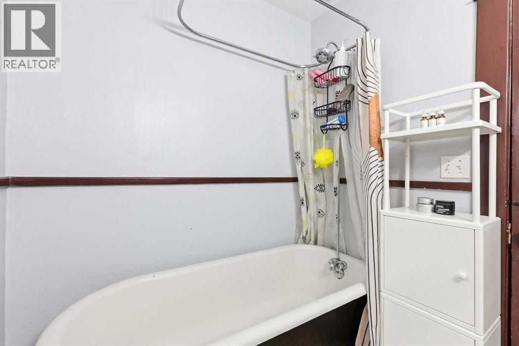 216 9 Street Ne, Calgary, Alberta  T2E 4K1 - Photo 16 - A2267824