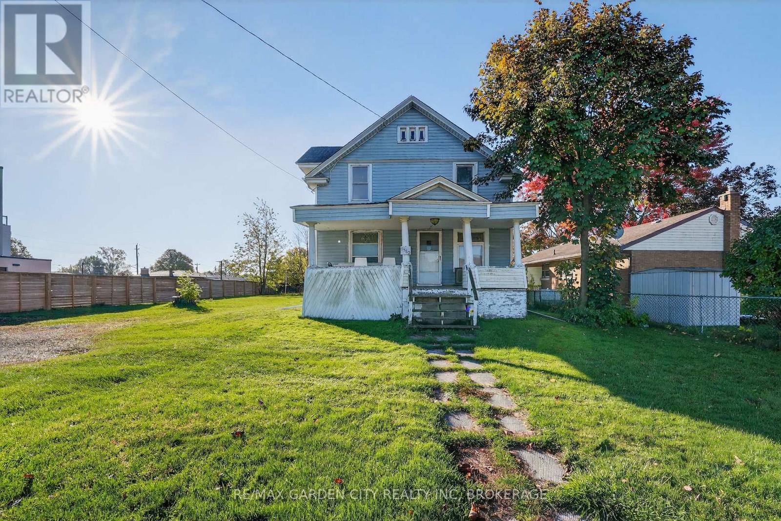 6560 Mcleod Road, Niagara Falls, Ontario  L2G 3G4 - Photo 7 - X12501832