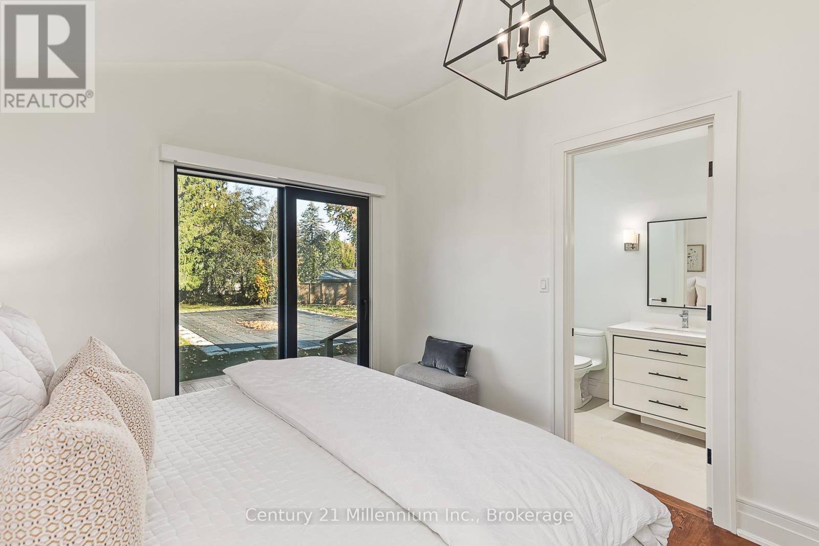 145 Russell Street W, Blue Mountains, Ontario  N0H 2P0 - Photo 13 - X12502072