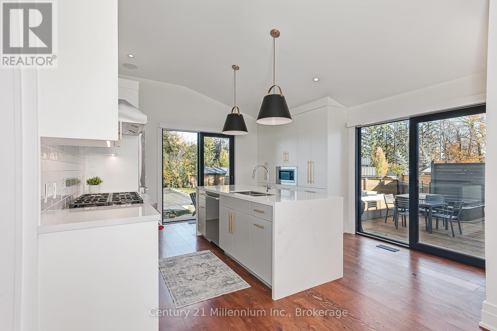 145 Russell Street W, Blue Mountains, Ontario  N0H 2P0 - Photo 8 - X12502072