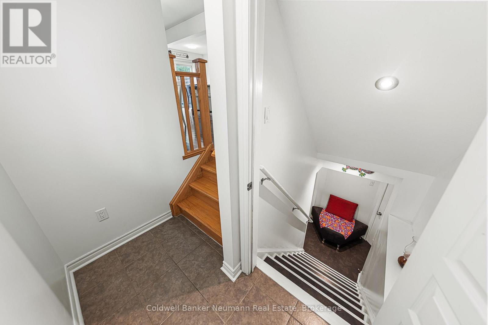 212 Goodwin Drive, Guelph, Ontario  N1L 0C8 - Photo 28 - X12502082