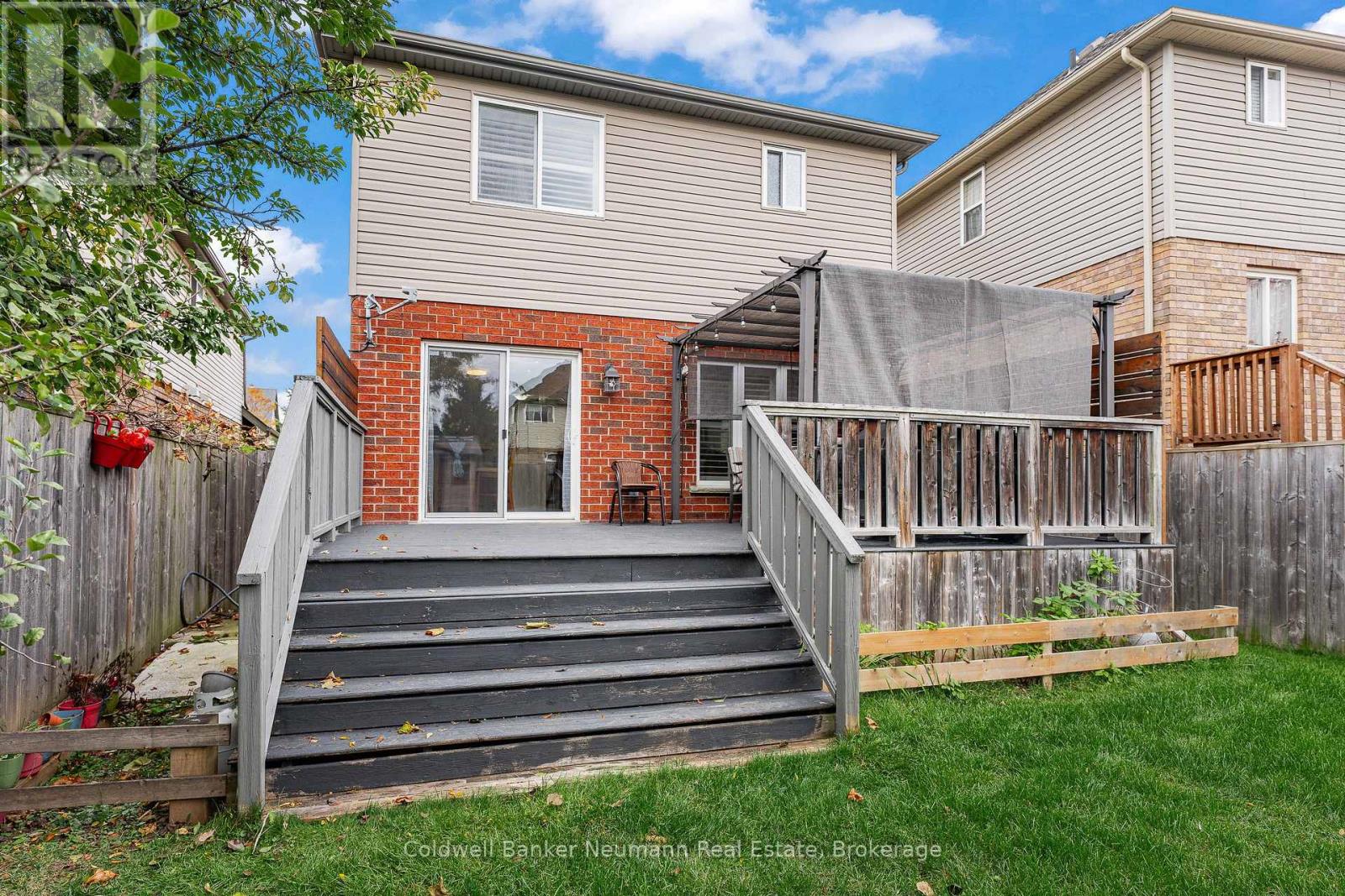 212 Goodwin Drive, Guelph, Ontario  N1L 0C8 - Photo 33 - X12502082