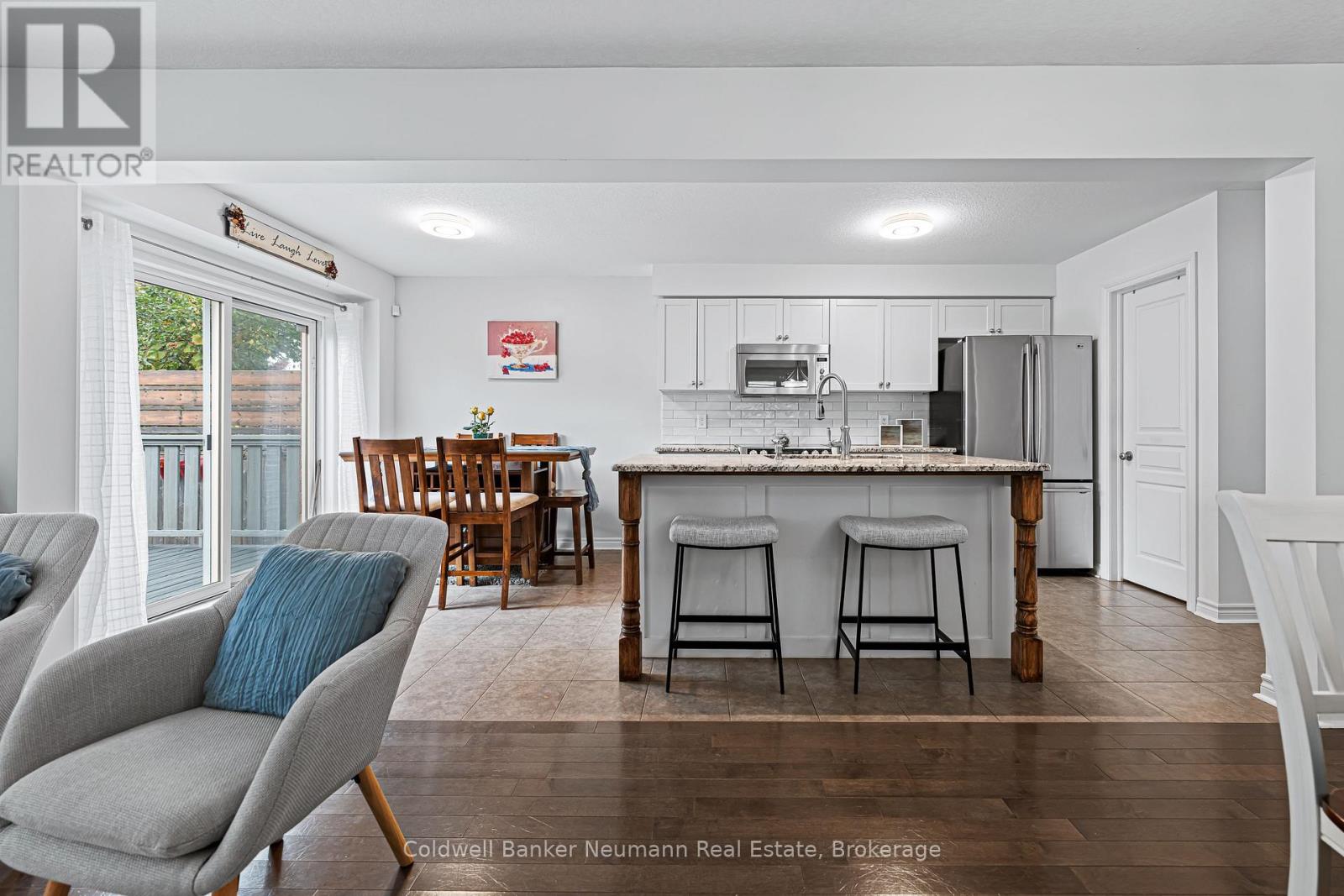 212 Goodwin Drive, Guelph, Ontario  N1L 0C8 - Photo 9 - X12502082