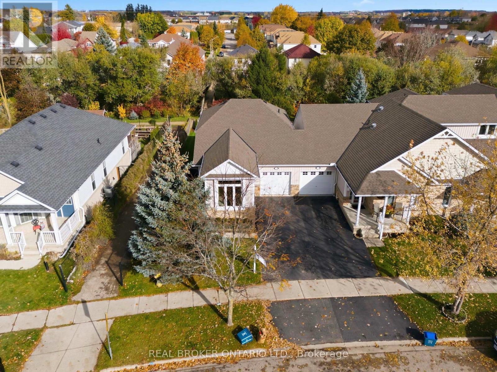 58 Porchlight Drive, Woolwich, Ontario  N3B 3M7 - Photo 22 - X12501720