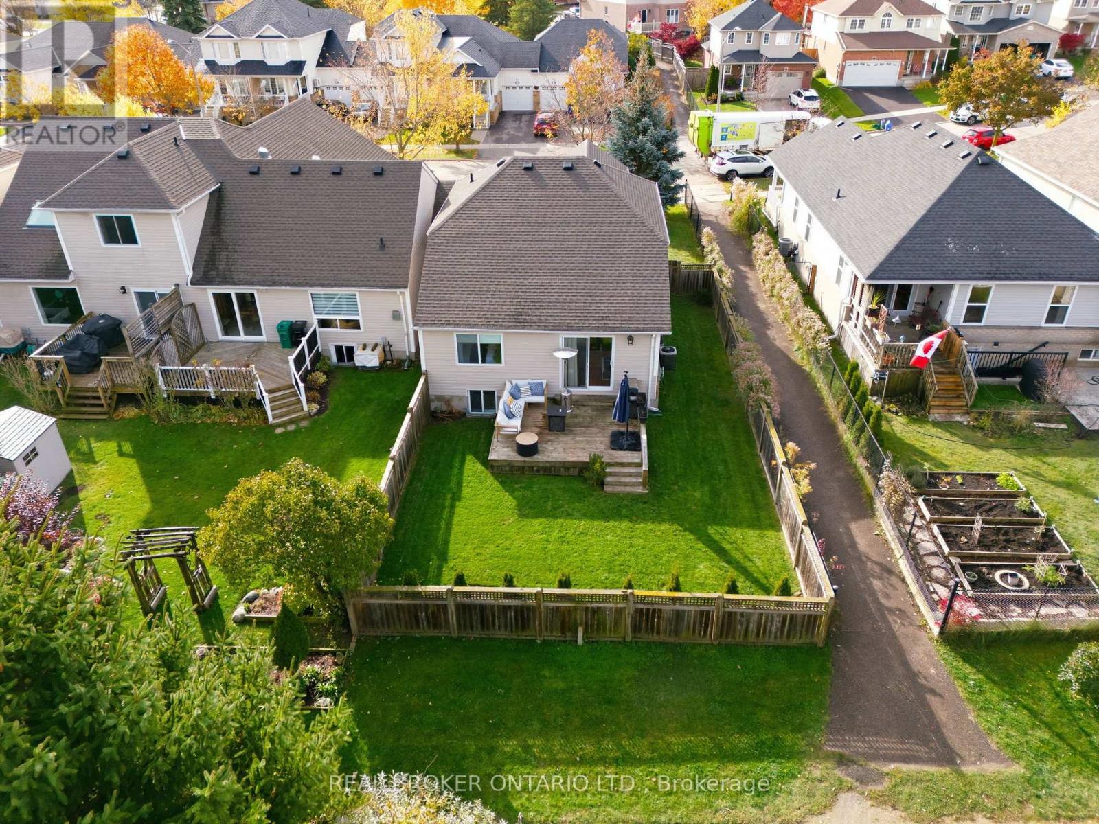 58 Porchlight Drive, Woolwich, Ontario  N3B 3M7 - Photo 23 - X12501720