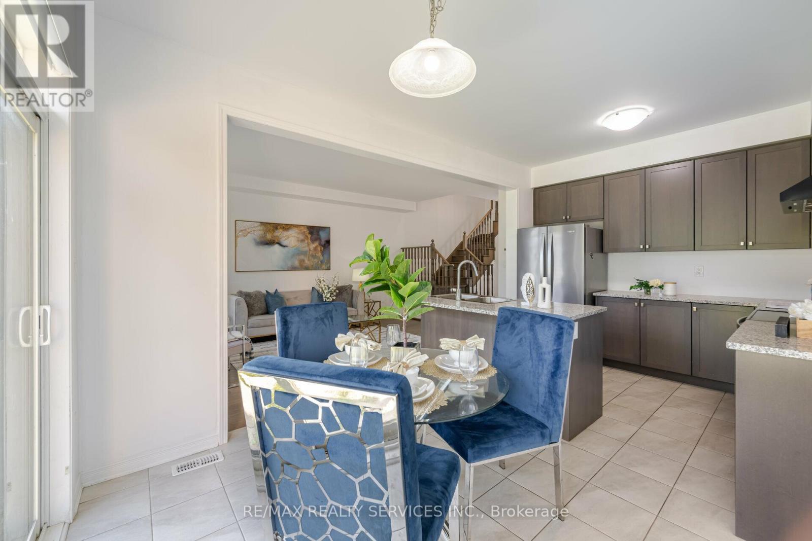 251 Bedrock Drive, Hamilton, Ontario  L8J 0M2 - Photo 24 - X12501738