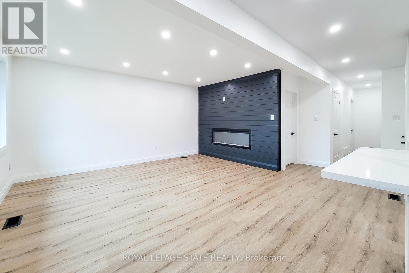 53 Winchester Boulevard, Hamilton, Ontario  L8T 2M7 - Photo 13 - X12501804