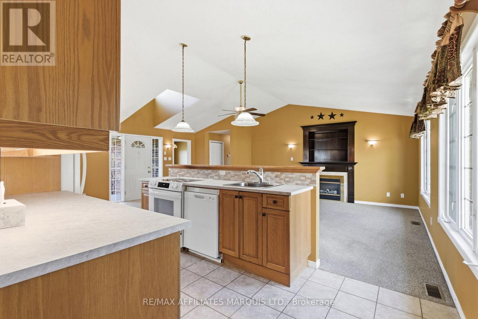 3066 Goldfield Road, North Stormont, Ontario  K0C 1K0 - Photo 12 - X12502112