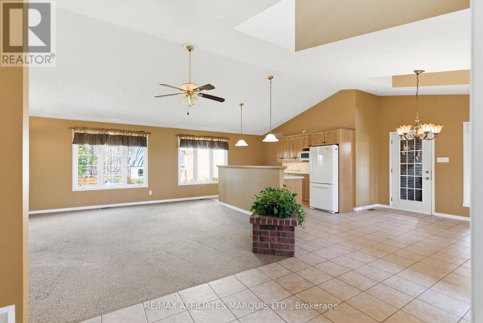 3066 Goldfield Road, North Stormont, Ontario  K0C 1K0 - Photo 9 - X12502112