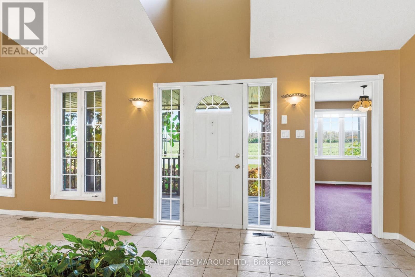 3066 Goldfield Road, North Stormont, Ontario  K0C 1K0 - Photo 8 - X12502112