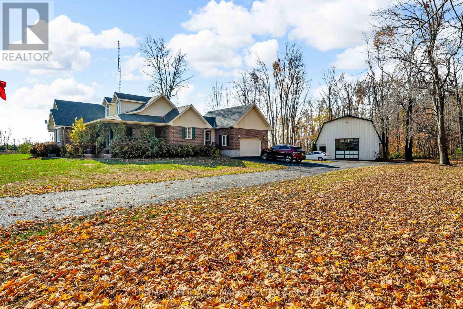 3066 Goldfield Road, North Stormont, Ontario  K0C 1K0 - Photo 5 - X12502112