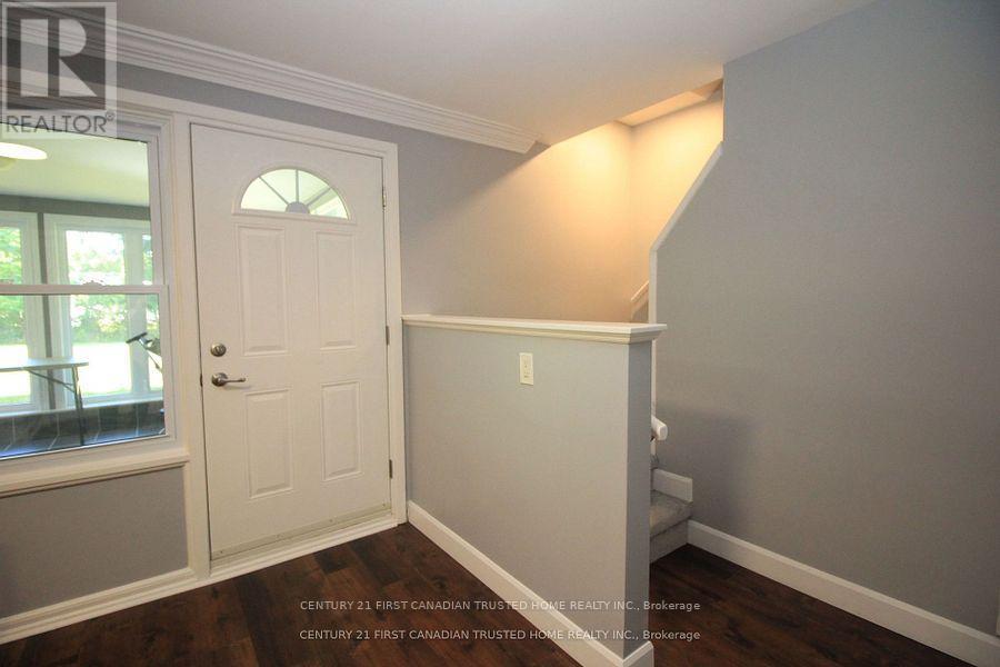 133 Deer Park Circle W, London North, Ontario  N6H 3B9 - Photo 24 - X12478215