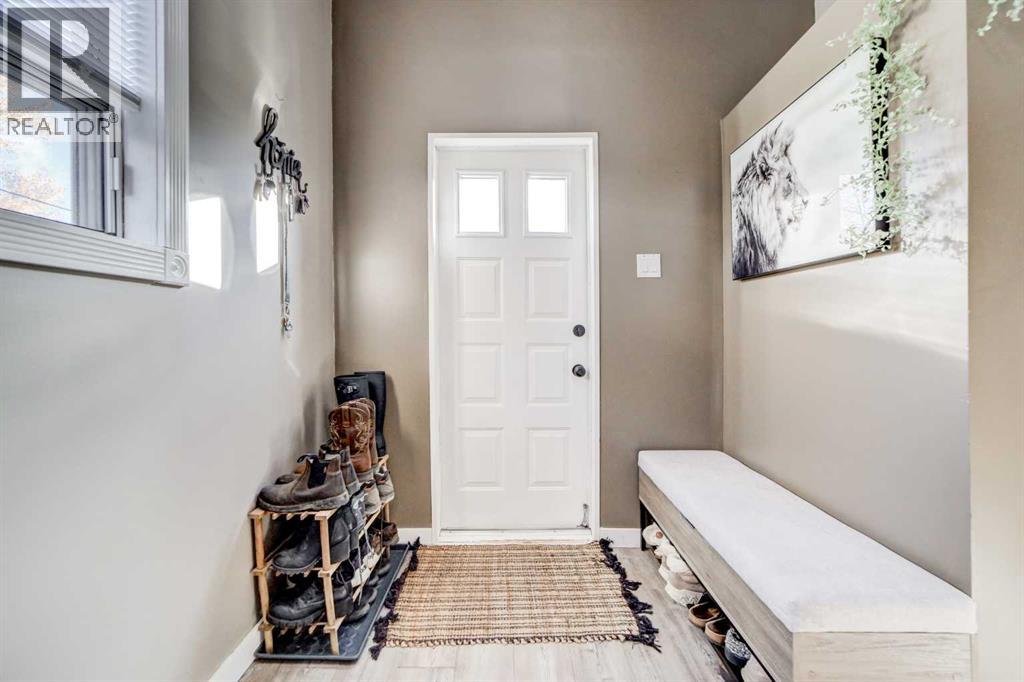 22901 10 Avenue, Hillcrest, Alberta  T0L 1C0 - Photo 2 - A2267663