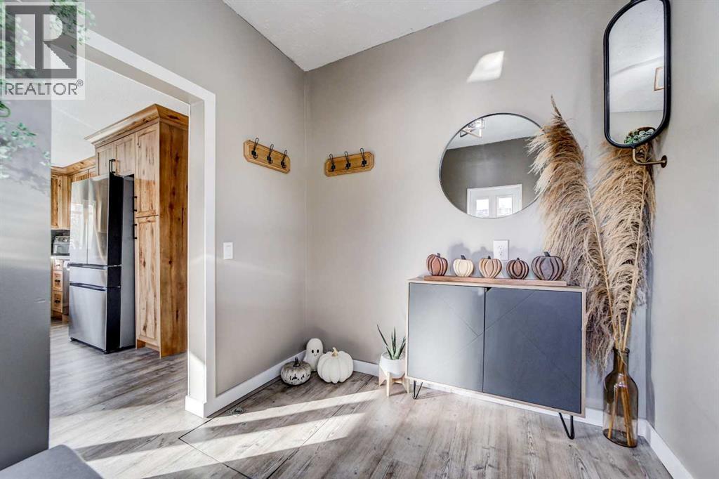 22901 10 Avenue, Hillcrest, Alberta  T0L 1C0 - Photo 3 - A2267663