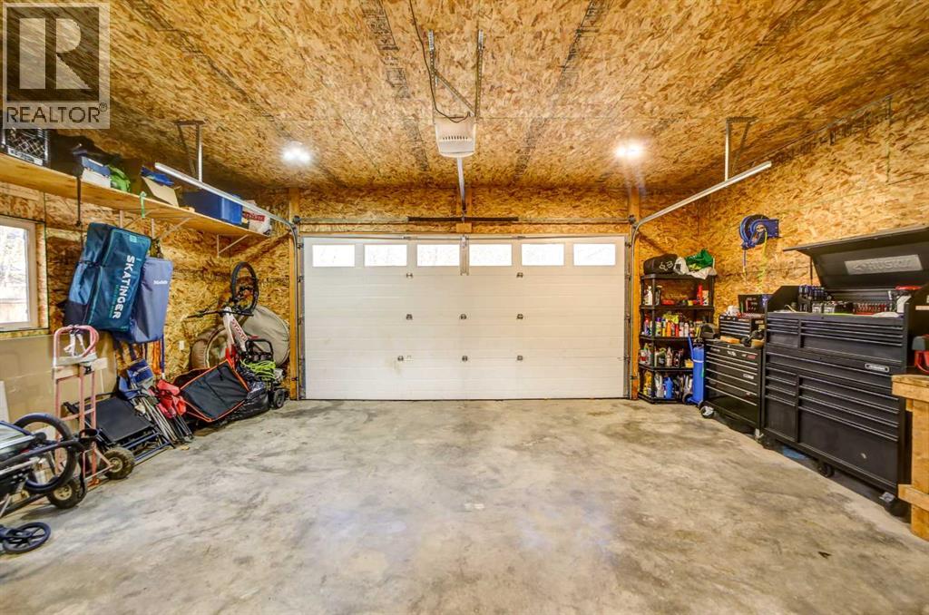 22901 10 Avenue, Hillcrest, Alberta  T0L 1C0 - Photo 42 - A2267663