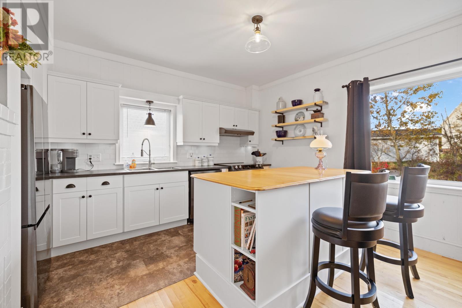 3 Church Avenue, Souris, Prince Edward Island  C0A 2B0 - Photo 18 - 202527099