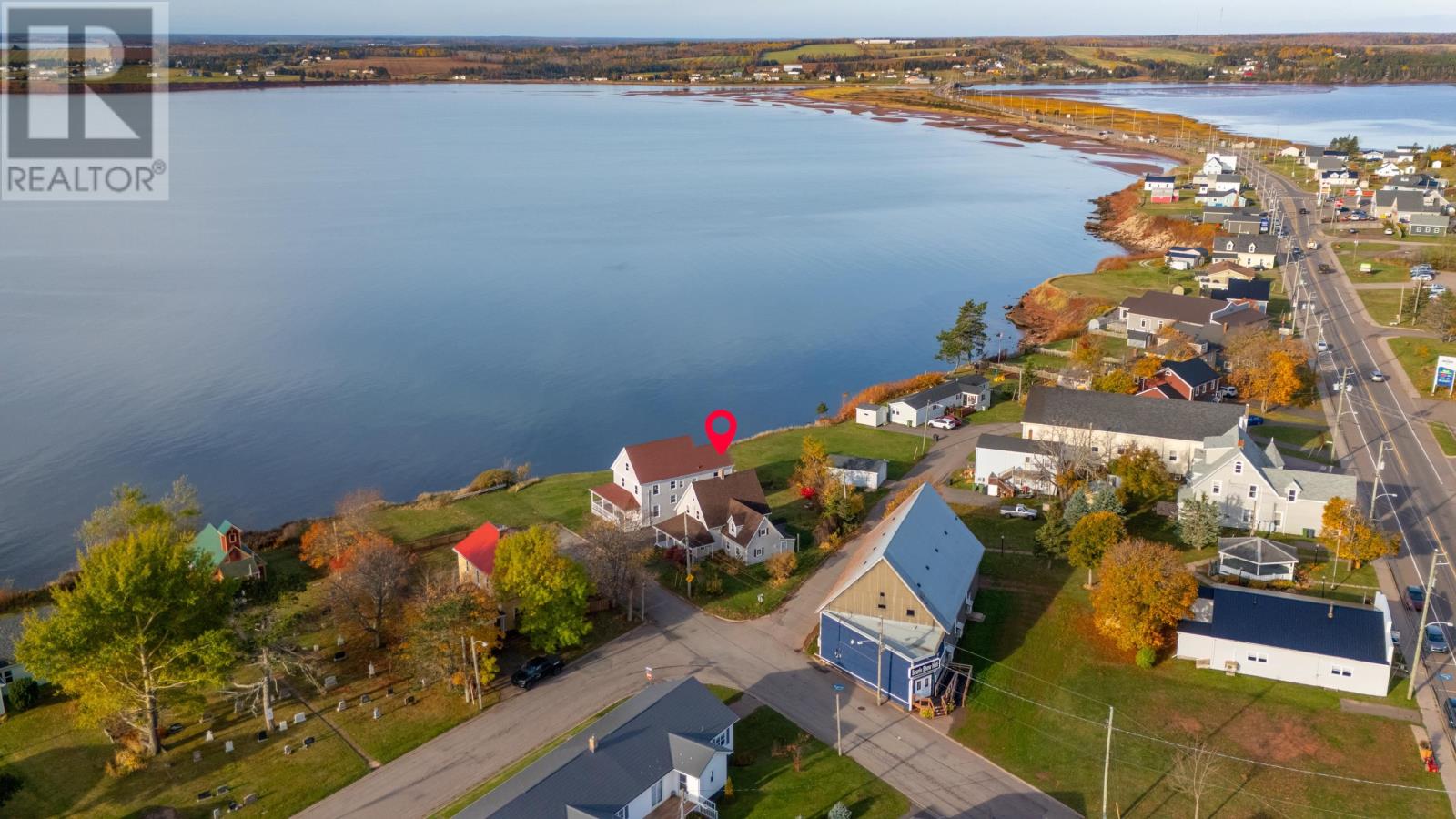 3 Church Avenue, Souris, Prince Edward Island  C0A 2B0 - Photo 2 - 202527099