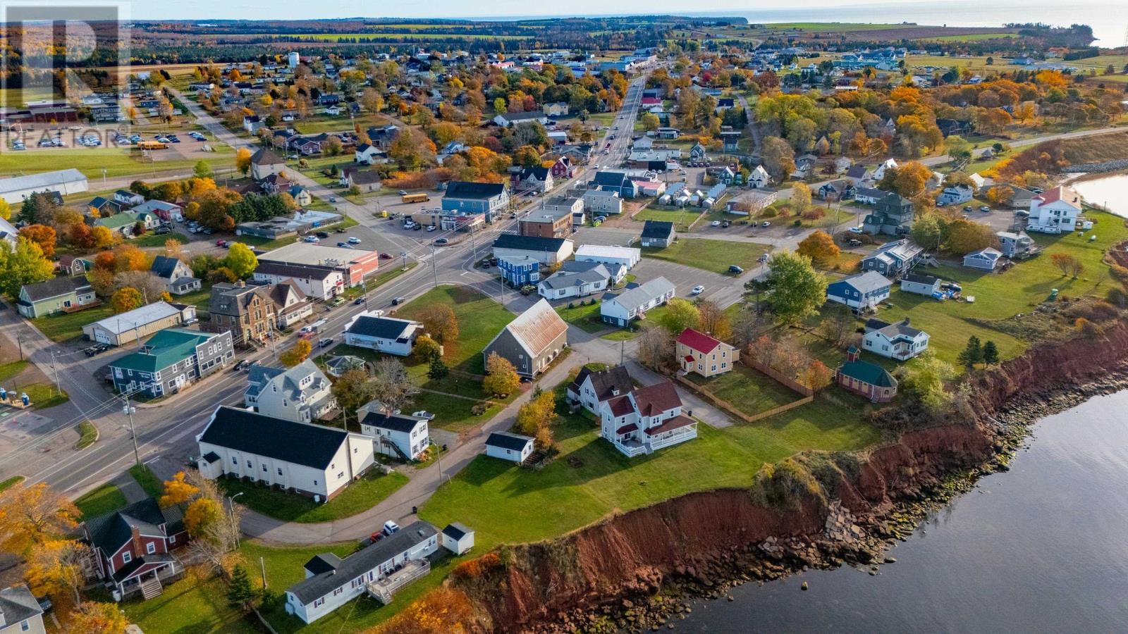 3 Church Avenue, Souris, Prince Edward Island  C0A 2B0 - Photo 4 - 202527099