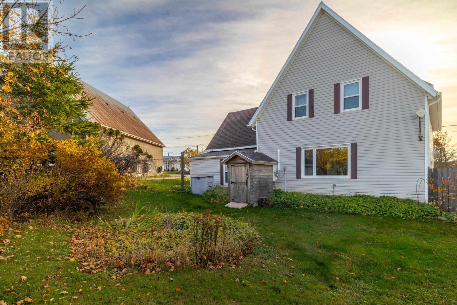 3 Church Avenue, Souris, Prince Edward Island  C0A 2B0 - Photo 43 - 202527099