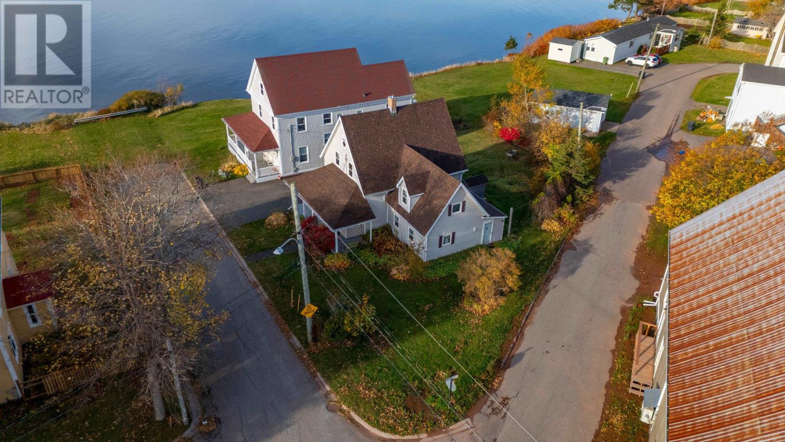 3 Church Avenue, Souris, Prince Edward Island  C0A 2B0 - Photo 5 - 202527099